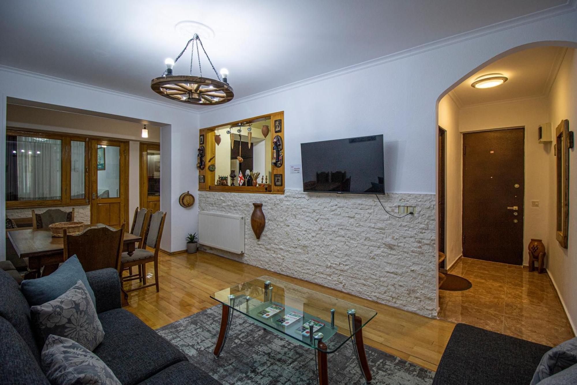 Cozy Apartment On Kostava ティビリシ エクステリア 写真